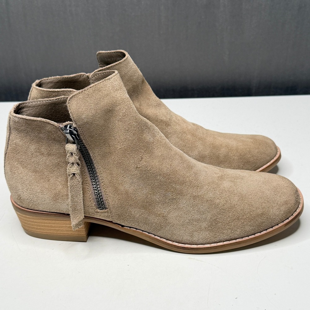 Dolce Vita Ankle Boots Women 8.5 Tan Suede Side Zip Tassel Block Heel Minimalist